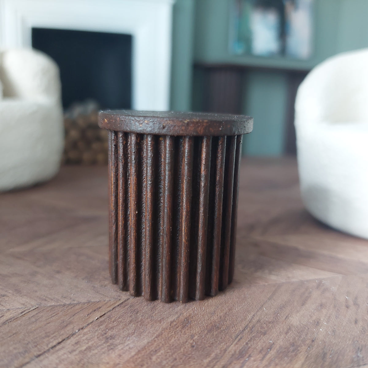 Fluted Side Table for 1:12 Dollhouses - Unpainted