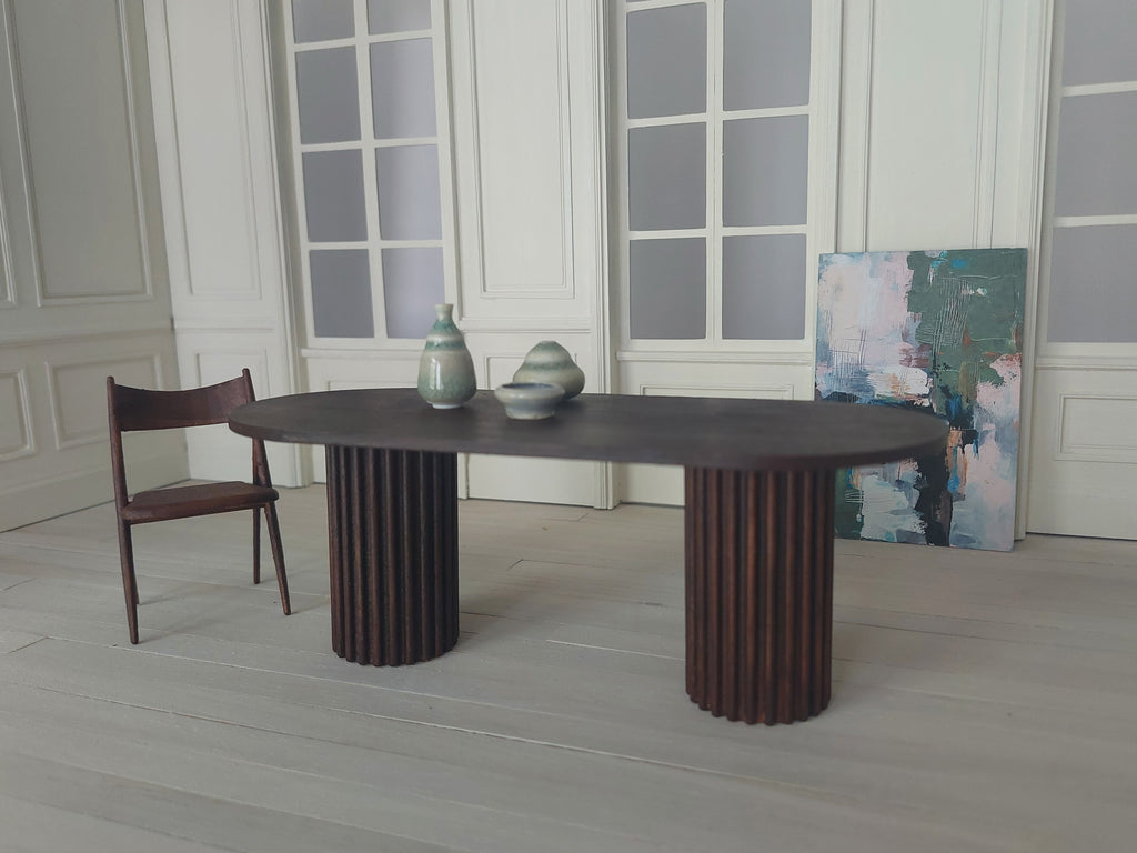 Fluted Double Rounded Dining Table 1:12 - Unpainted