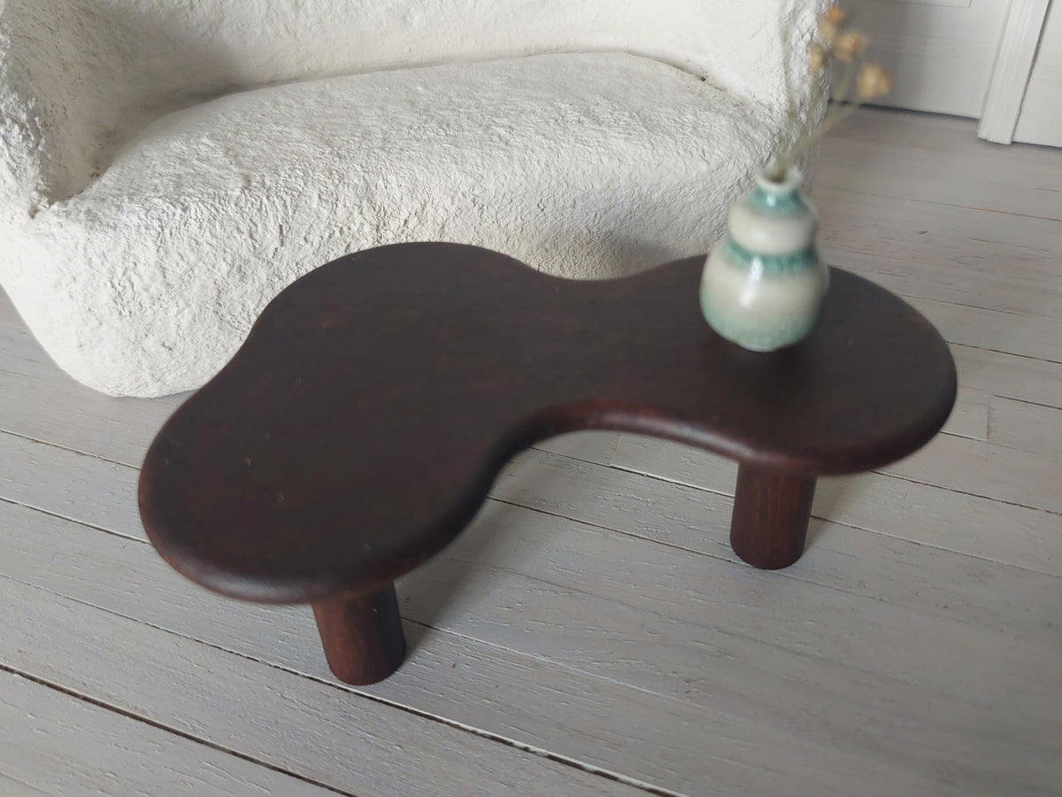 Curved Dollhouse Coffee Table 1:12 - Unpainted