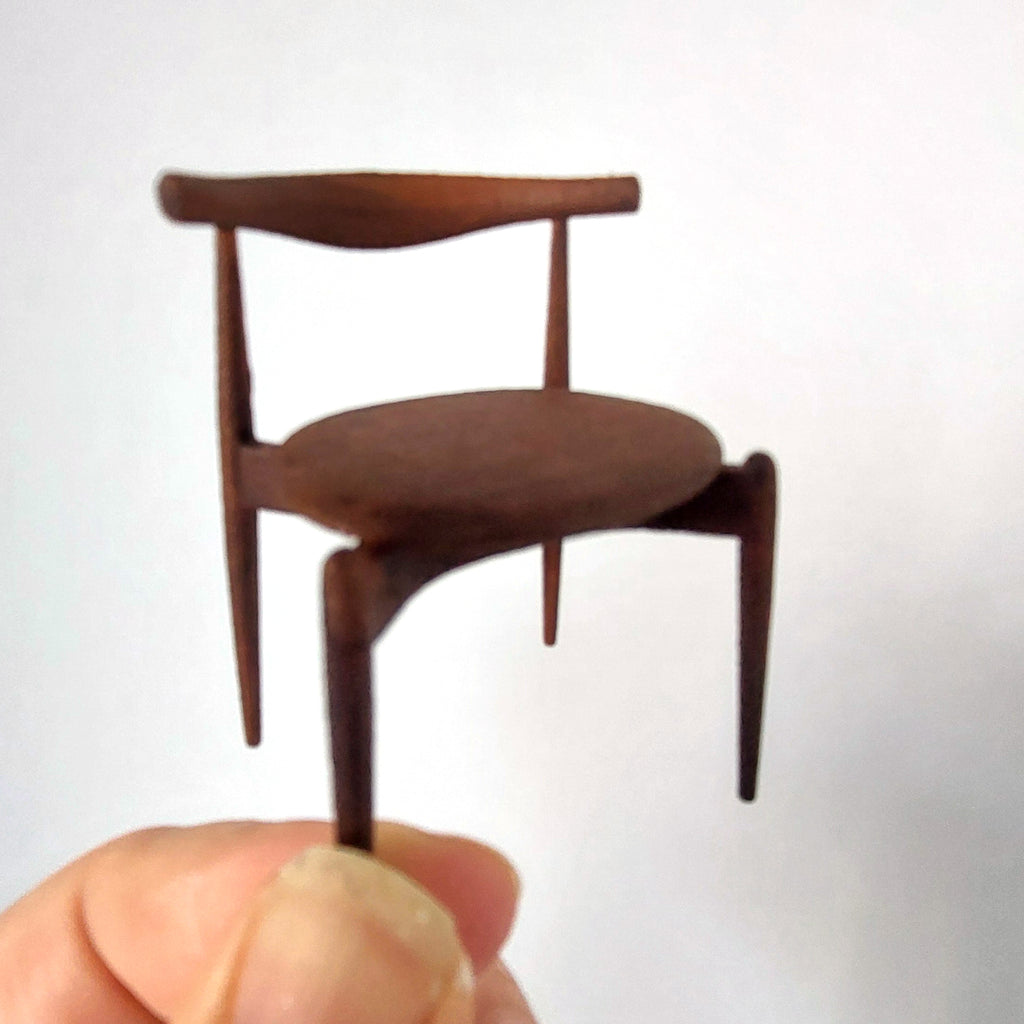 Dollhouse Elbow Dining Chair 1:12 - Unpainted