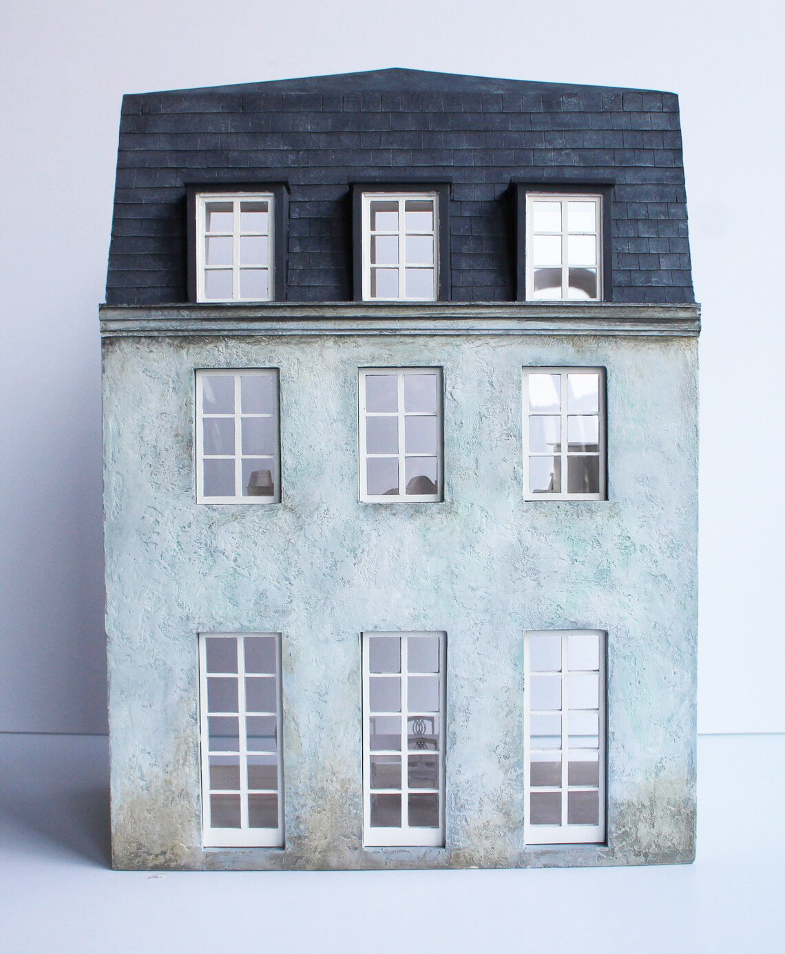 Three-Storey Townhouse Dollhouse 1:24